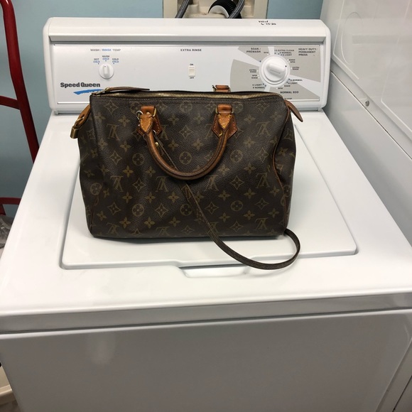 Louis Vuitton - Picture 5 of 5